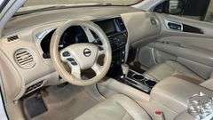 2013  Nissan  Pathfinder  SL