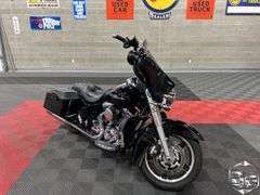 2009  Harley-Davidson  Street Glide   FLHX Cruiser