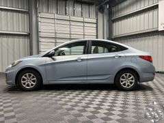 2013  Hyundai  Accent  GLS