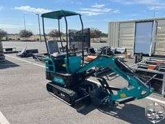 AGT Industrial QH12R Mini Excavator