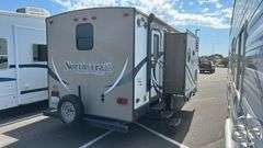 2015  HEARTLAND RV  North Trail   23RBS