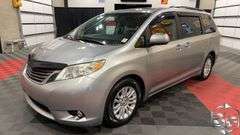 2013  Toyota  Sienna  XLE
