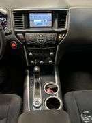 2014  Nissan  Pathfinder  SV