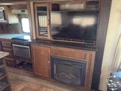 2017  FOREST RIVER Wildwood  Heritage Glen camp trailer