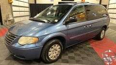 2007  Chrysler  Town & Country  LX