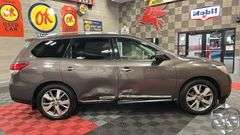 2015  Nissan  Pathfinder  Platinum