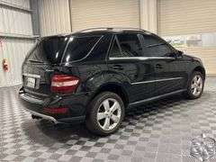 2011  Mercedes-Benz  M Class  ML350 4MATIC