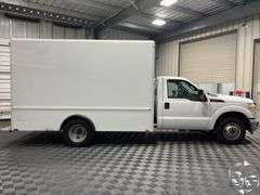 2015  Ford  F350 Super Duty  XL Box Truck