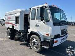 2010  Nissan   UD3300   Street Sweeper