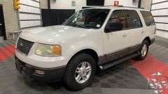 2004  Ford  Expedition   XLT