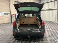 2012  Volkswagen  Touareg  VR6 Sport