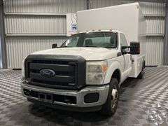 2015  Ford  F350 Super Duty  XL Box Truck