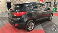2014  Hyundai  Tucson   SE