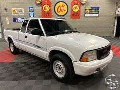 2002  GMC  Sonoma   SL
