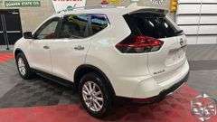2018  Nissan  Rogue   SV