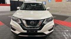 2018  Nissan  Rogue   SV