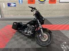2013  Harley-Davidson  FLHX    Street Glide