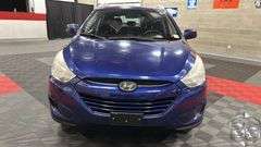 2010  Hyundai  Tucson   GLS