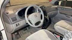 2009  Toyota  Sienna   CE