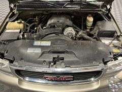 2001  GMC  Yukon XL  2500 SLT