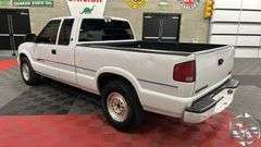 2002  GMC  Sonoma   SL