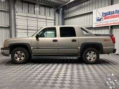 2003  Chevrolet  Avalanche  1500