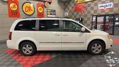 2010  Dodge  Grand Caravan   SXT