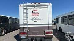 2000  Winnebago