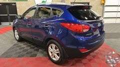 2010  Hyundai  Tucson   GLS