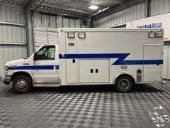 2009  Ford  E450 Super Duty  Ambulance