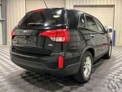 2015  Kia  Sorento  LX