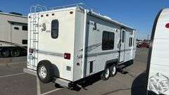2001  Northwood  Arctic Fox  25STT