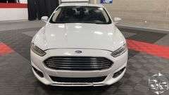 2014  Ford  Fusion   SE