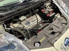 2012  Nissan  Leaf  SL