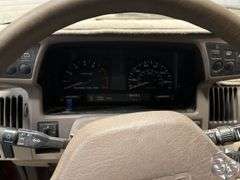 1990  Mazda  MPV