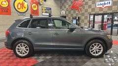 2009  Audi  Q5    Premium Quattro