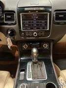 2012  Volkswagen  Touareg  VR6 Sport