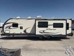 2017  FOREST RIVER Wildwood  Heritage Glen camp trailer