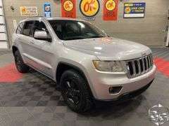2011  Jeep  Grand Cherokee  Laredo