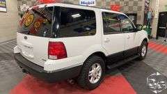 2004  Ford  Expedition   XLT