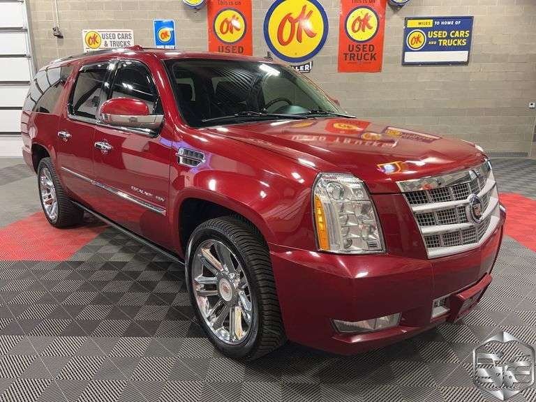 2013  Cadillac  Escalade   Platinum