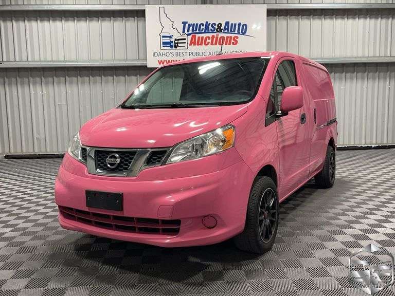 2020  Nissan  NV 200  SV