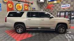 2015  Chevrolet  Suburban 1500  Z71