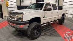 2004  Chevrolet  Silverado 2500   LS