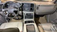 2004  Chevrolet  Silverado 2500   LS