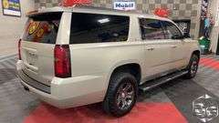 2015  Chevrolet  Suburban 1500  Z71