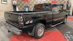 2004  Chevrolet  Silverado 1500   LS