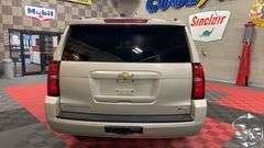 2015  Chevrolet  Suburban 1500  Z71