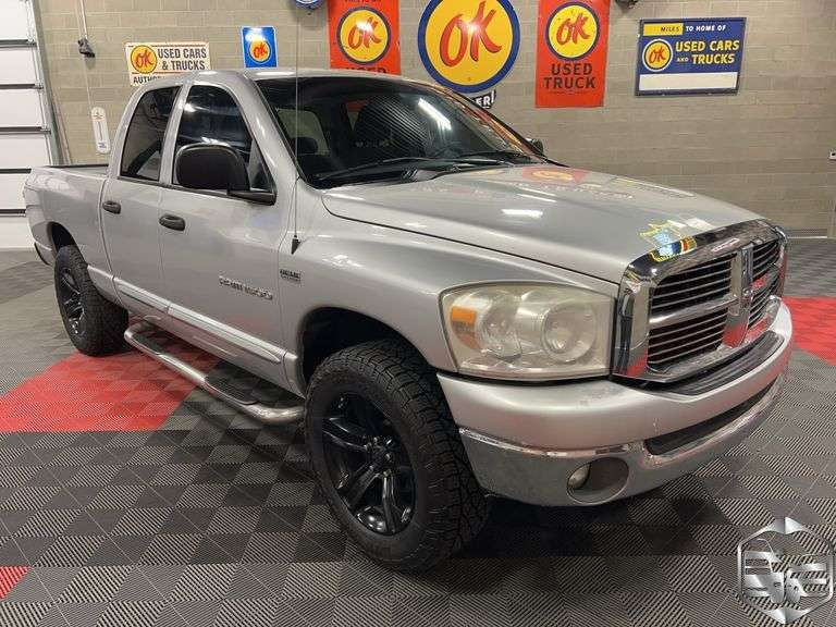 2007  Dodge  Ram 1500  SLT