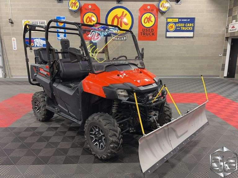 2018  Honda   Pioneer  SXS700